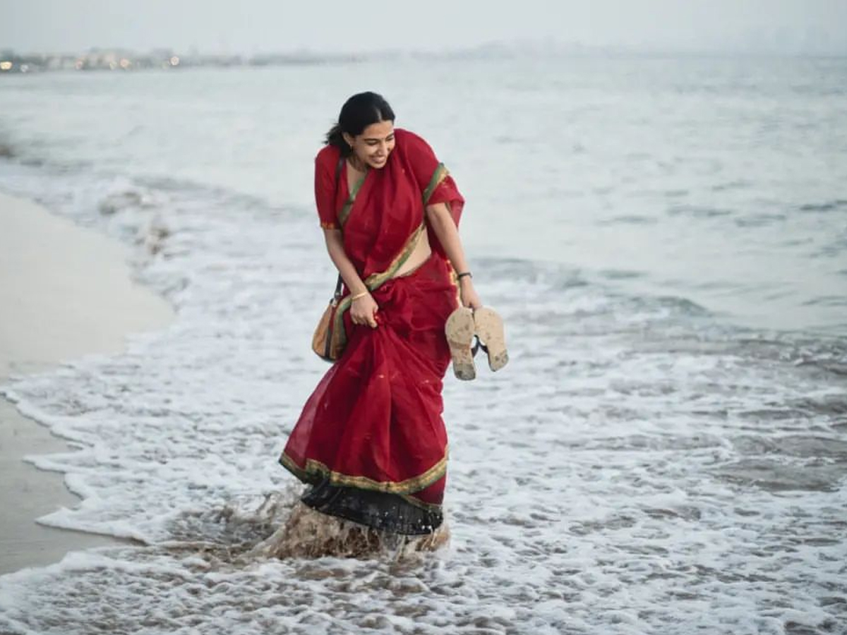 Tollywood Actress Meenakshi Chaudhary Latest Photos In Red Saree25