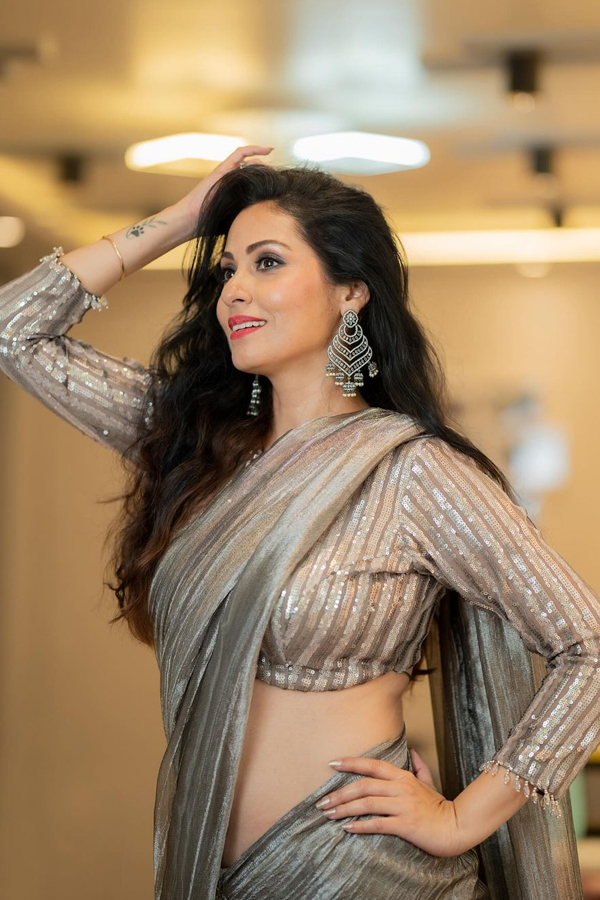 Tollywood Actress Sadha Amazing Fashion Style Photos Viral11