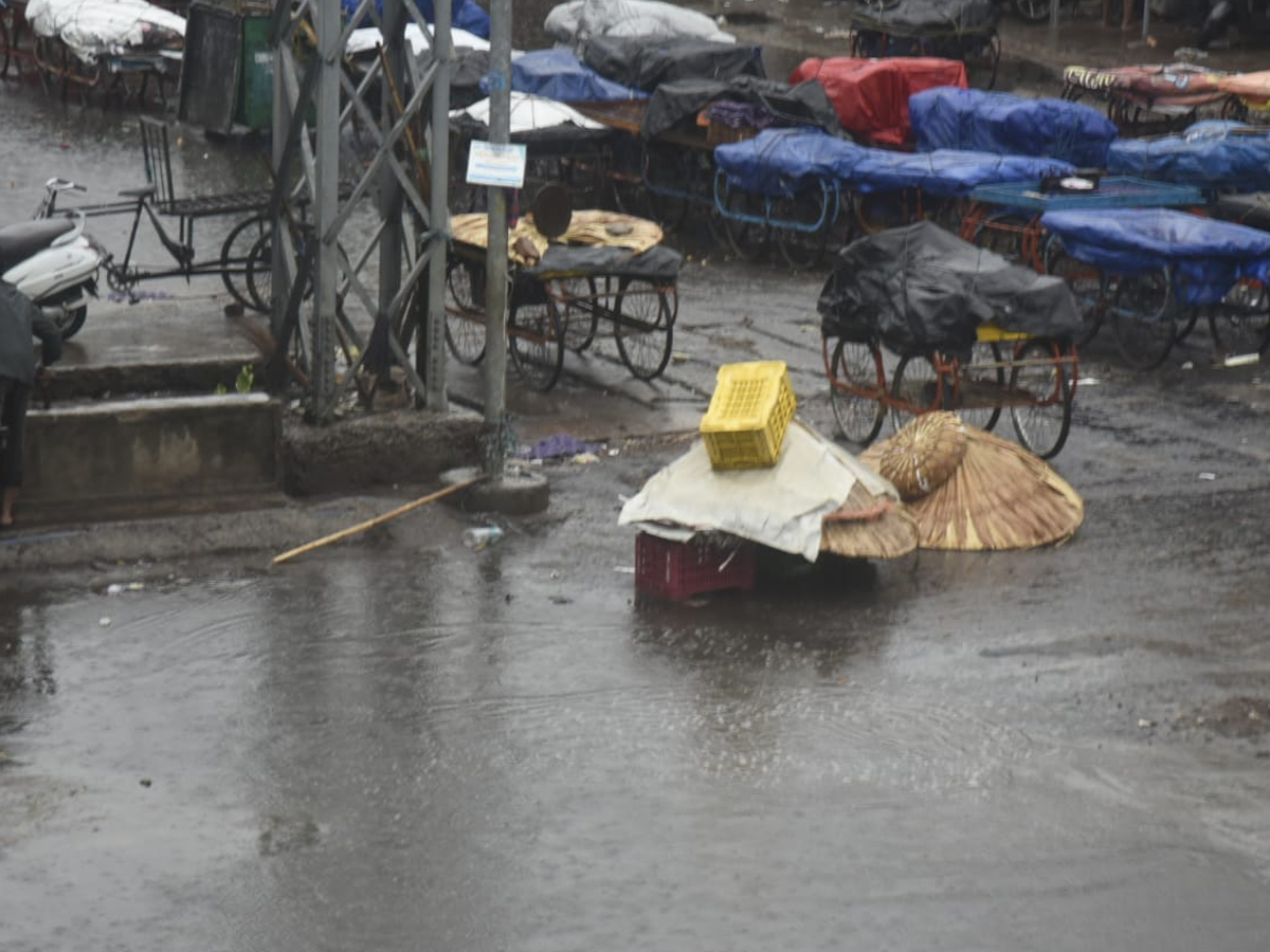 Heavy Rains In Andhra Pradesh10