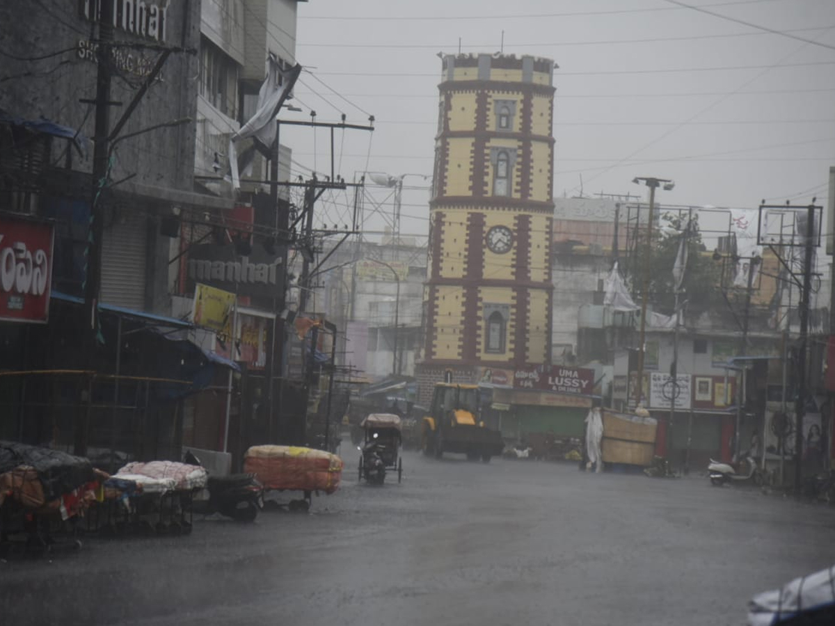 Heavy Rains In Andhra Pradesh3