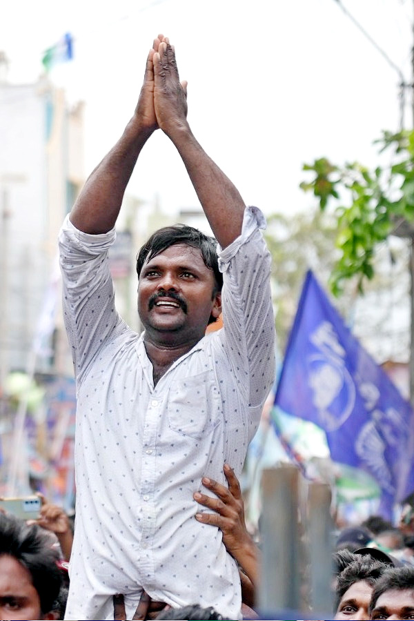 AP CM YS Jagan Rajanagaram Siddham Election Campaign Photos7