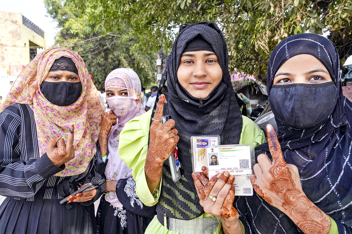  third phase of Lok Sabha elections Photos12