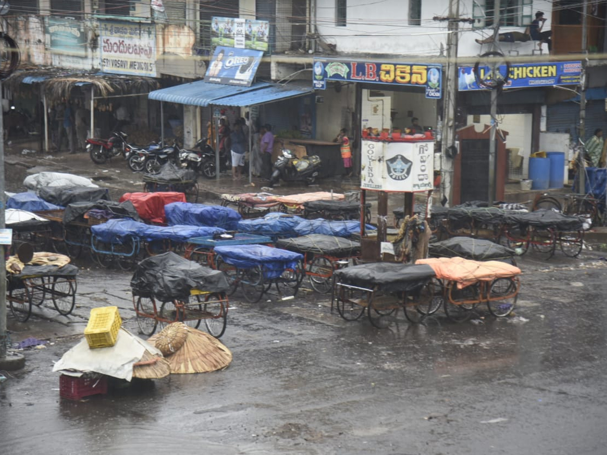 Heavy Rains In Andhra Pradesh8