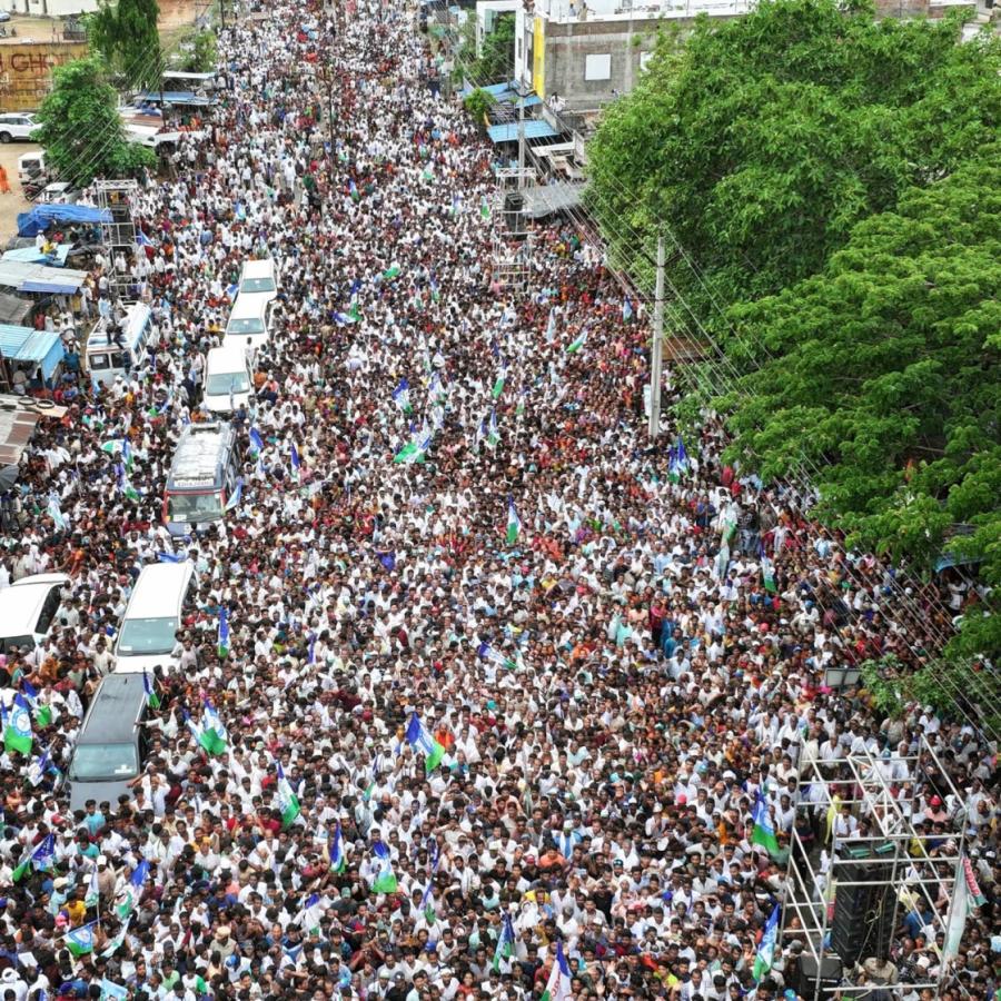 CM YS Jagan Mohan Reddy Public Meeting Ichapuram Srikakulam District Photos19