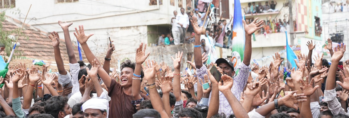 AP CM YS Jagan Rajanagaram Siddham Election Campaign Photos4