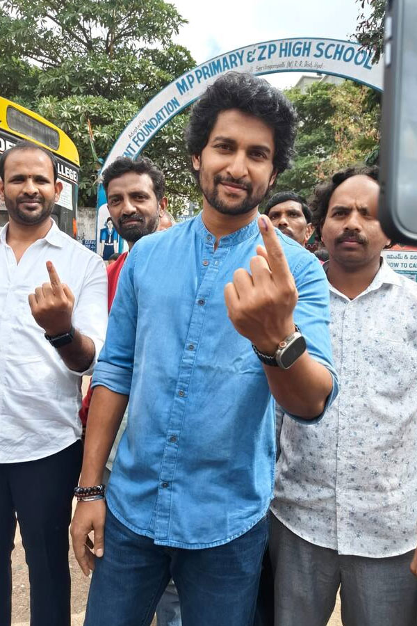 Cine celebrities casting their votes in every election11