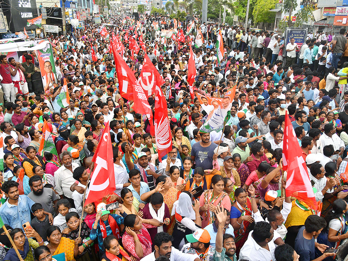 Actor Victory Venkatesh Election Campaign in Khammam9