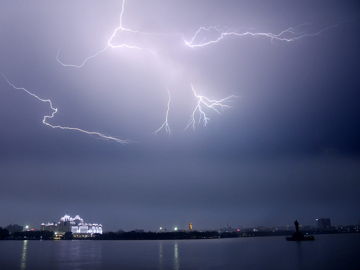 Heavy Rain in Hyderabad Today Photos11