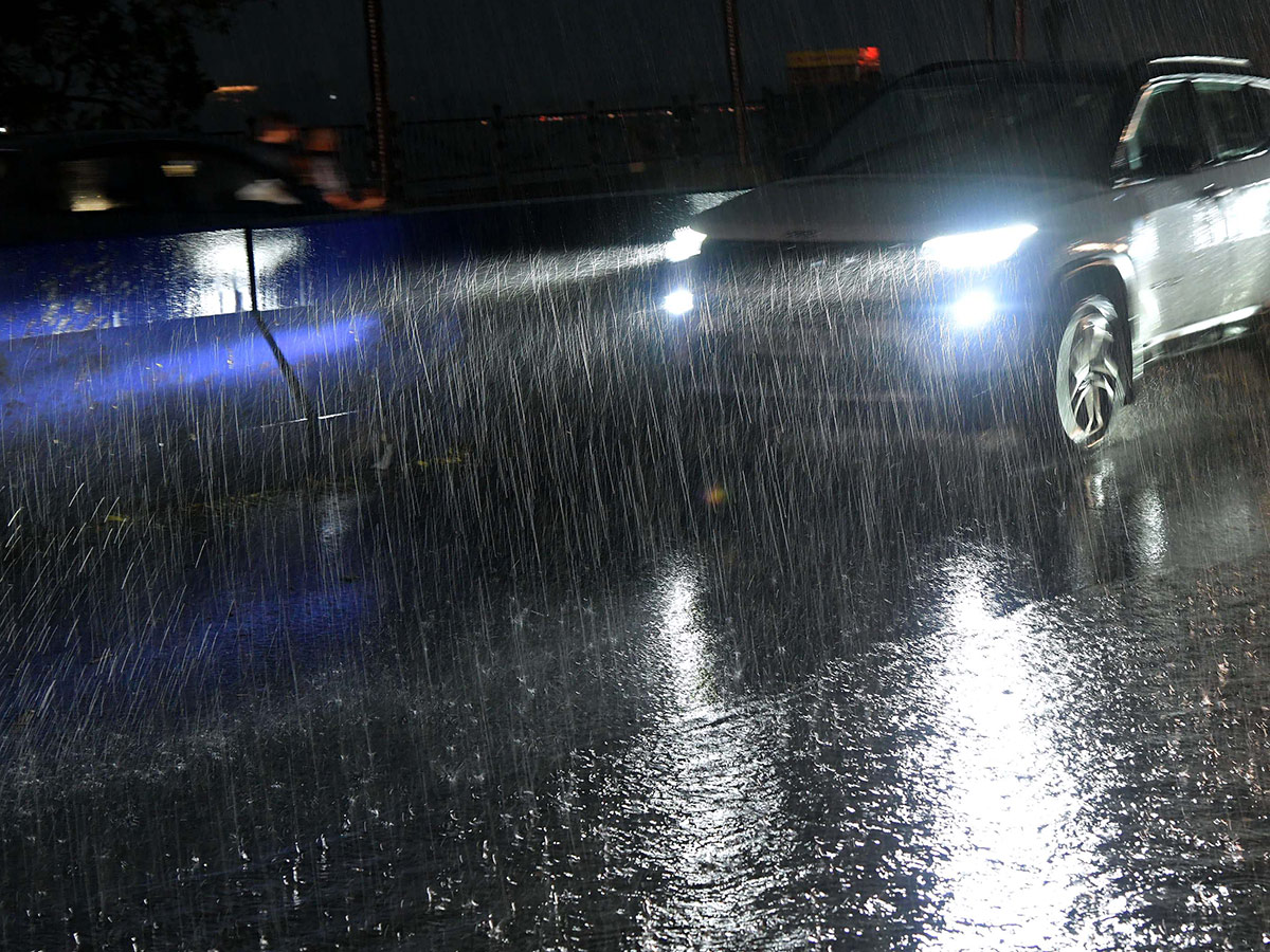 Heavy Rain in Hyderabad Today Photos16