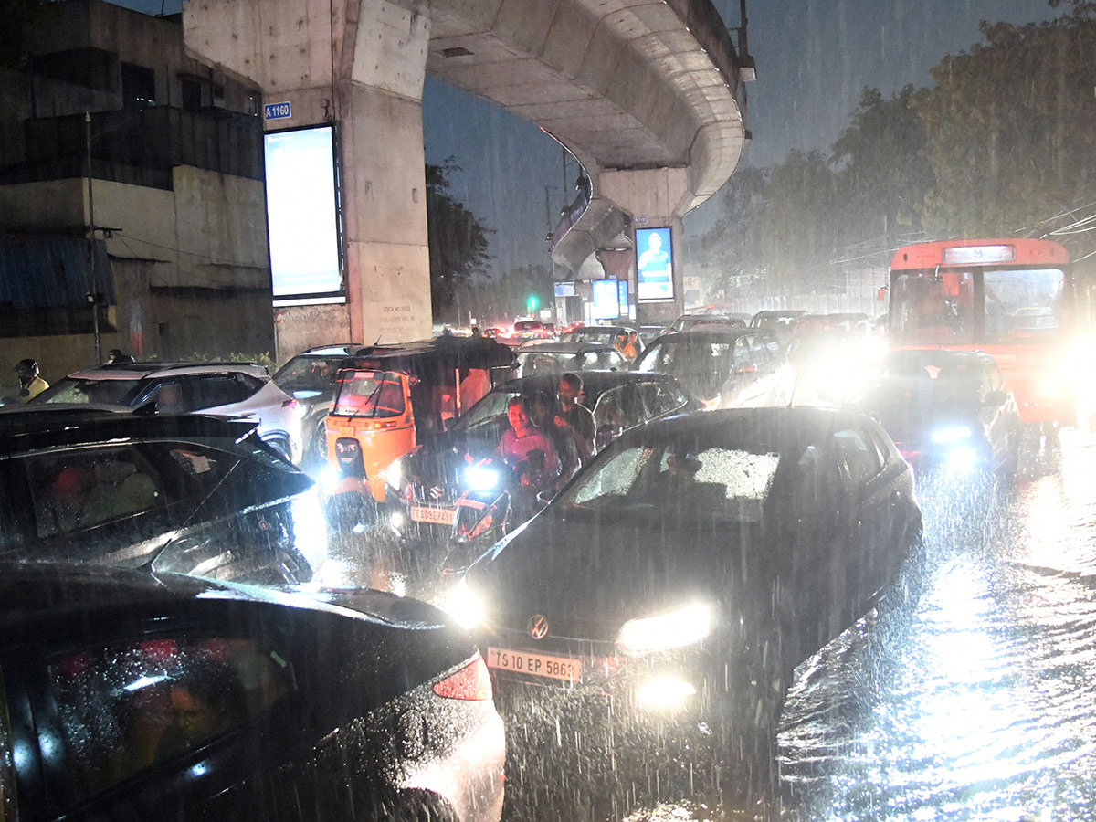 Heavy Rain in Hyderabad Today Photos19