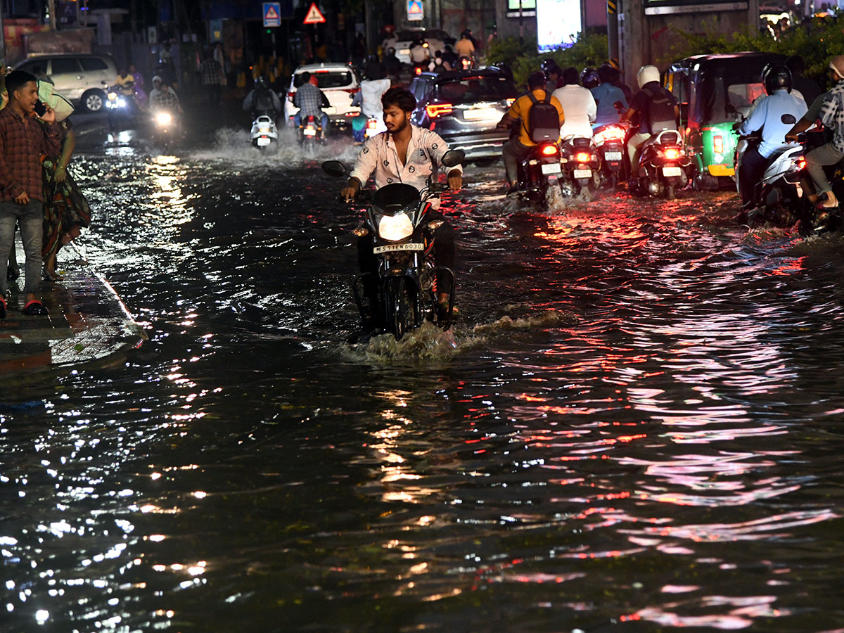 Heavy Rain in Hyderabad Today Photos22