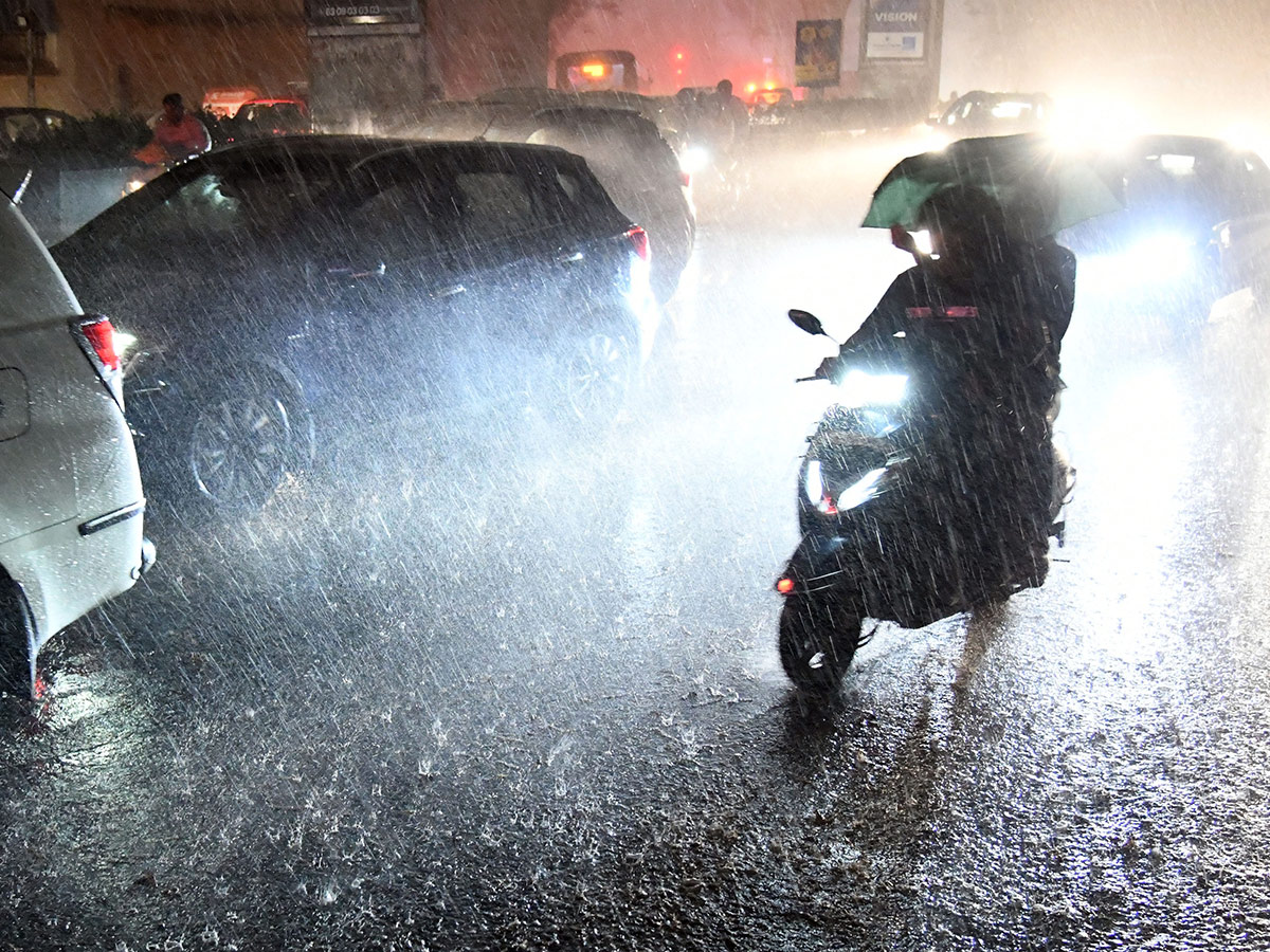 Heavy Rain in Hyderabad Today Photos29