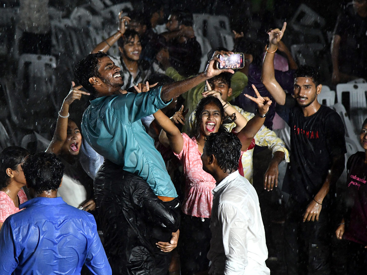 Heavy Rain in Hyderabad Today Photos30