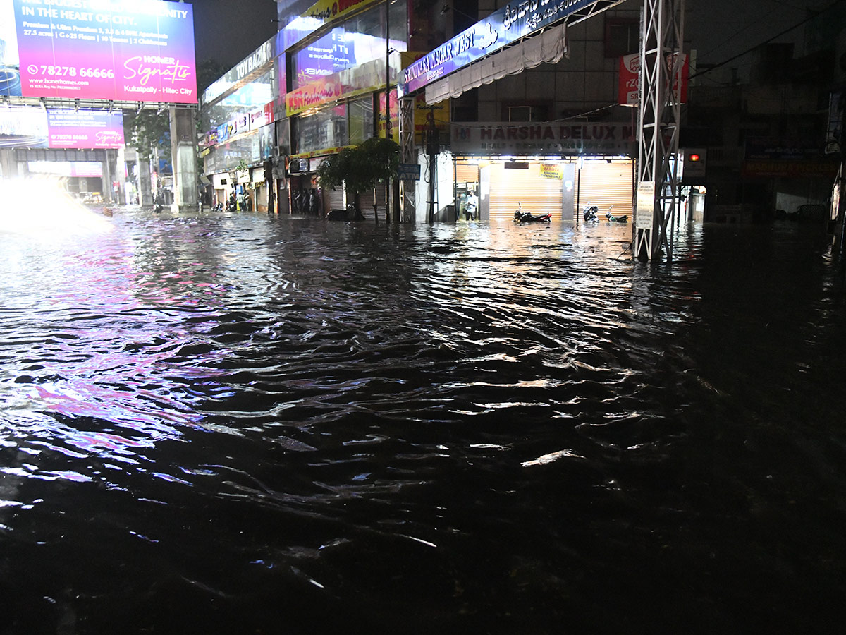 Heavy Rain in Hyderabad Today Photos35