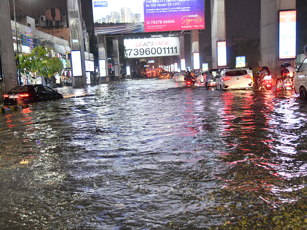 Heavy Rain in Hyderabad Today Photos40