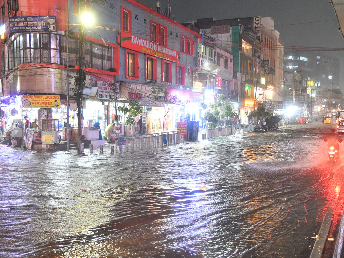 Heavy Rain in Hyderabad Today Photos41