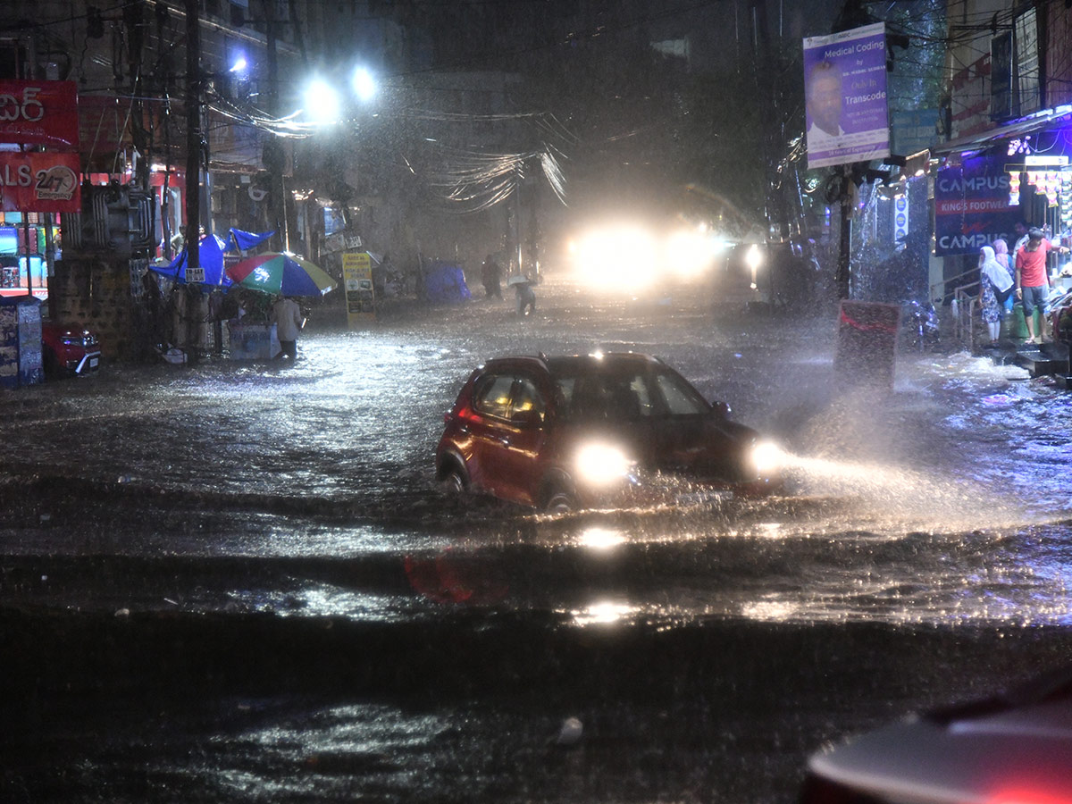 Heavy Rain in Hyderabad Today Photos45