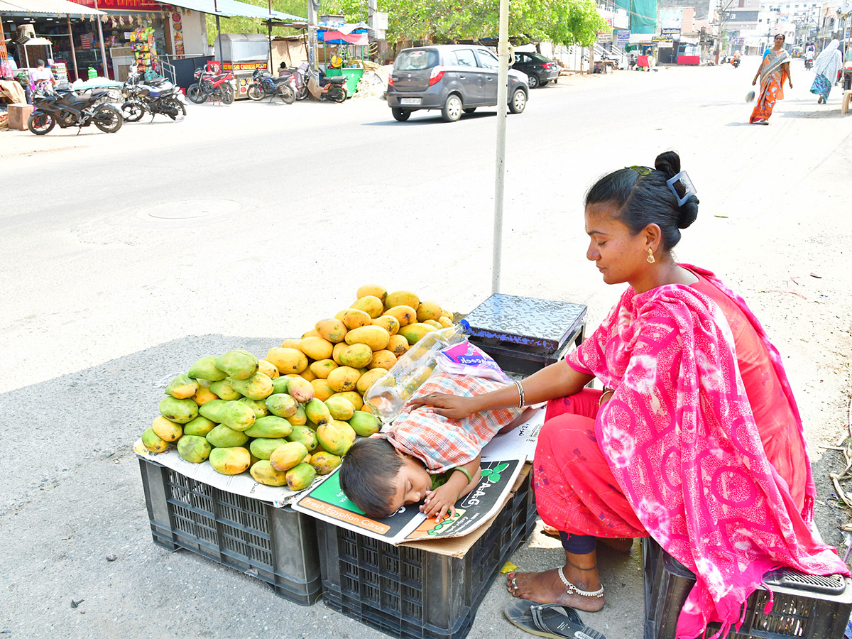 Best Photos of The Day in AP and Telangana Photo Gallery3