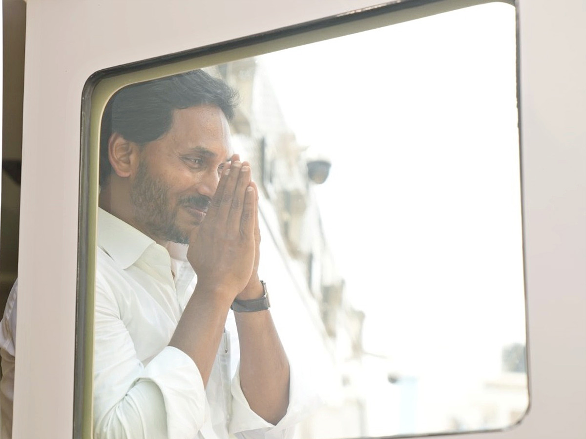 AP CM YS Jagan Public Meeting at Kalyanadurgam Photos16