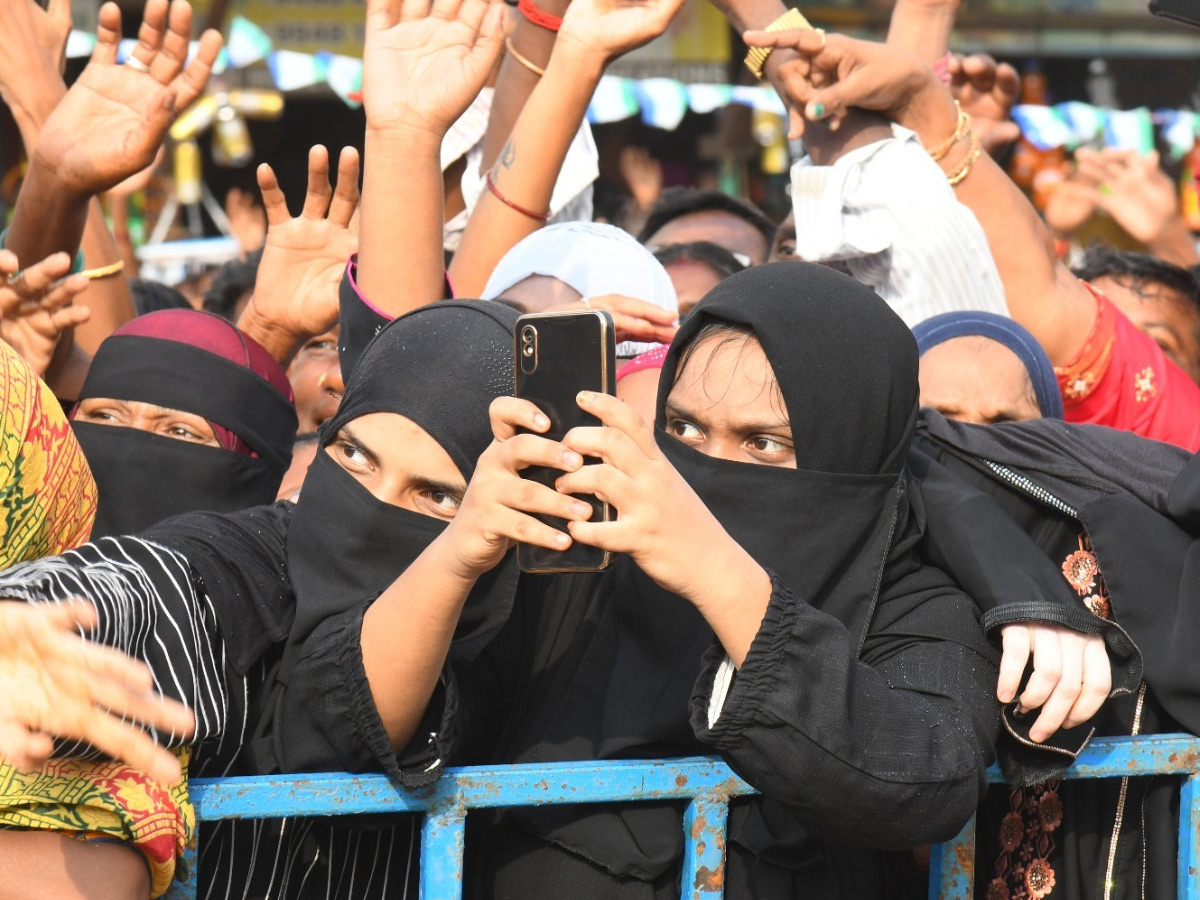 AP CM YS Jagan Public Meeting at Rajampeta Photos27