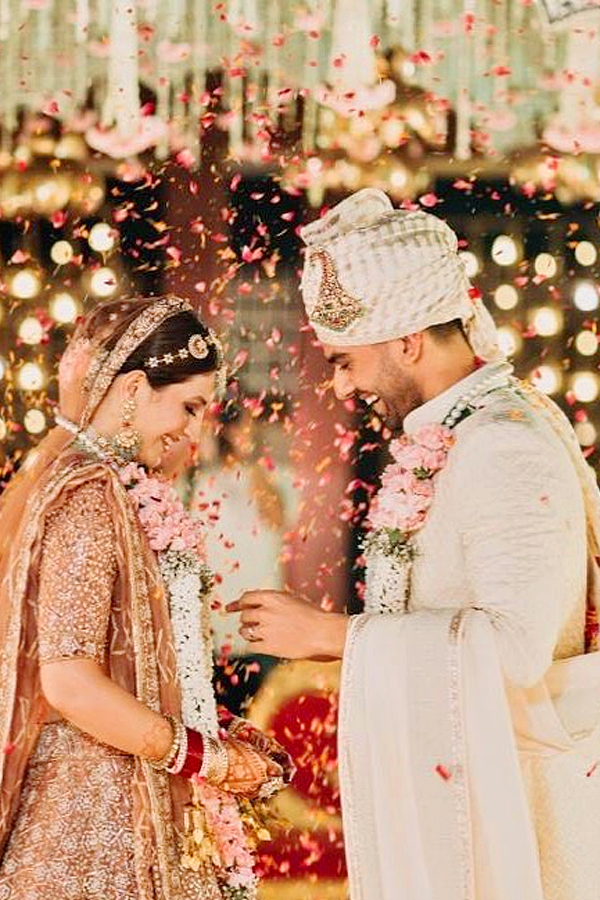 2 Years of Seeing Ups And Downs of Life Together: Deepak Chahar Heartwarming Message for Wife photos10