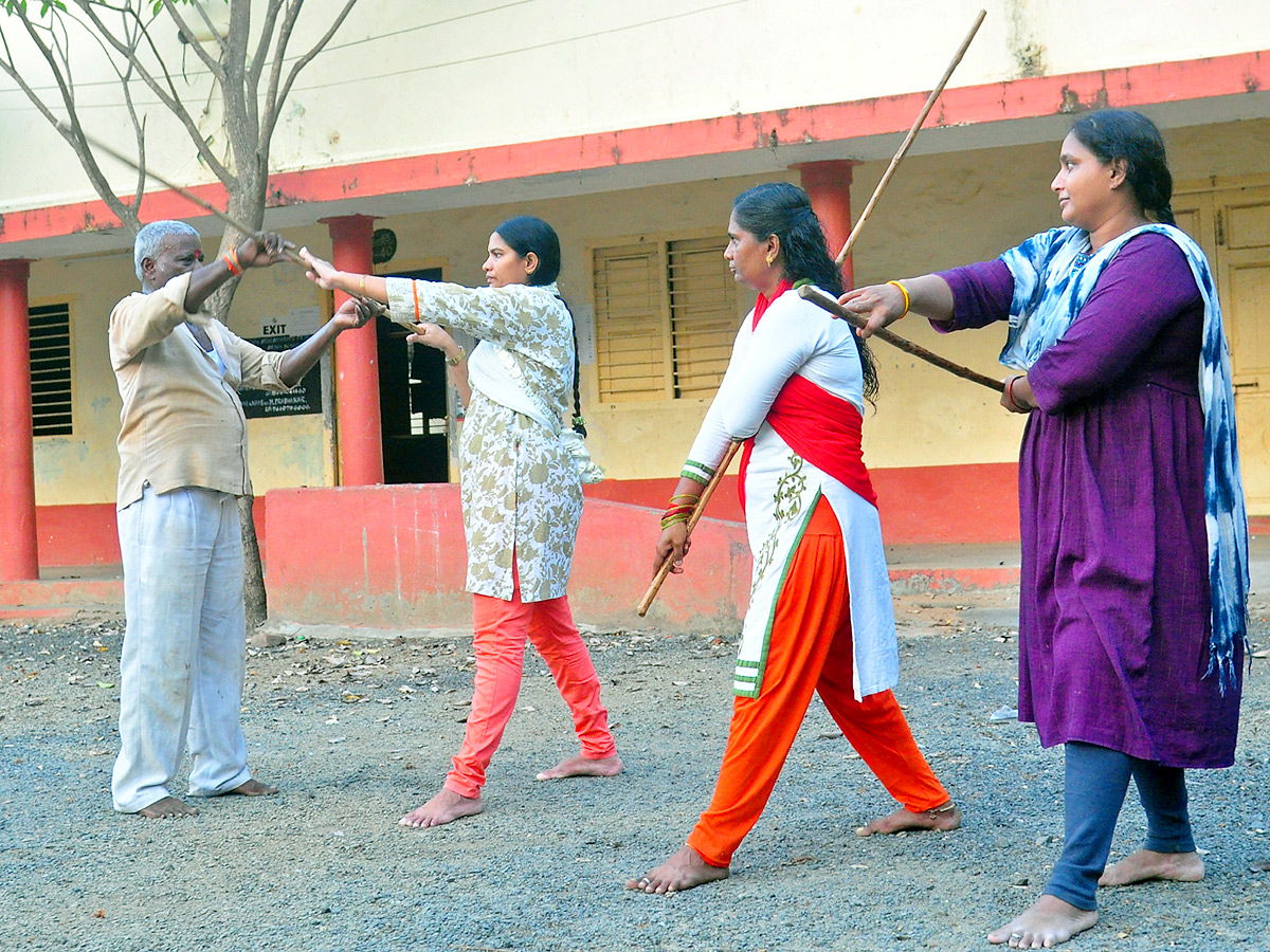  Best Photos of The Day in AP and Telangana Photo Gallery9