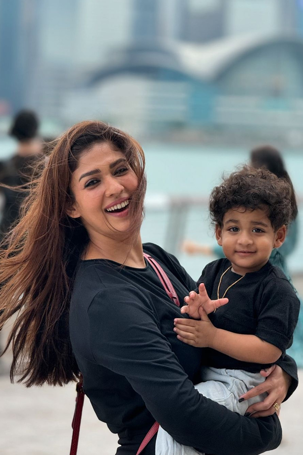 Nayanthara Summer Vacation With Family Photos Viral5