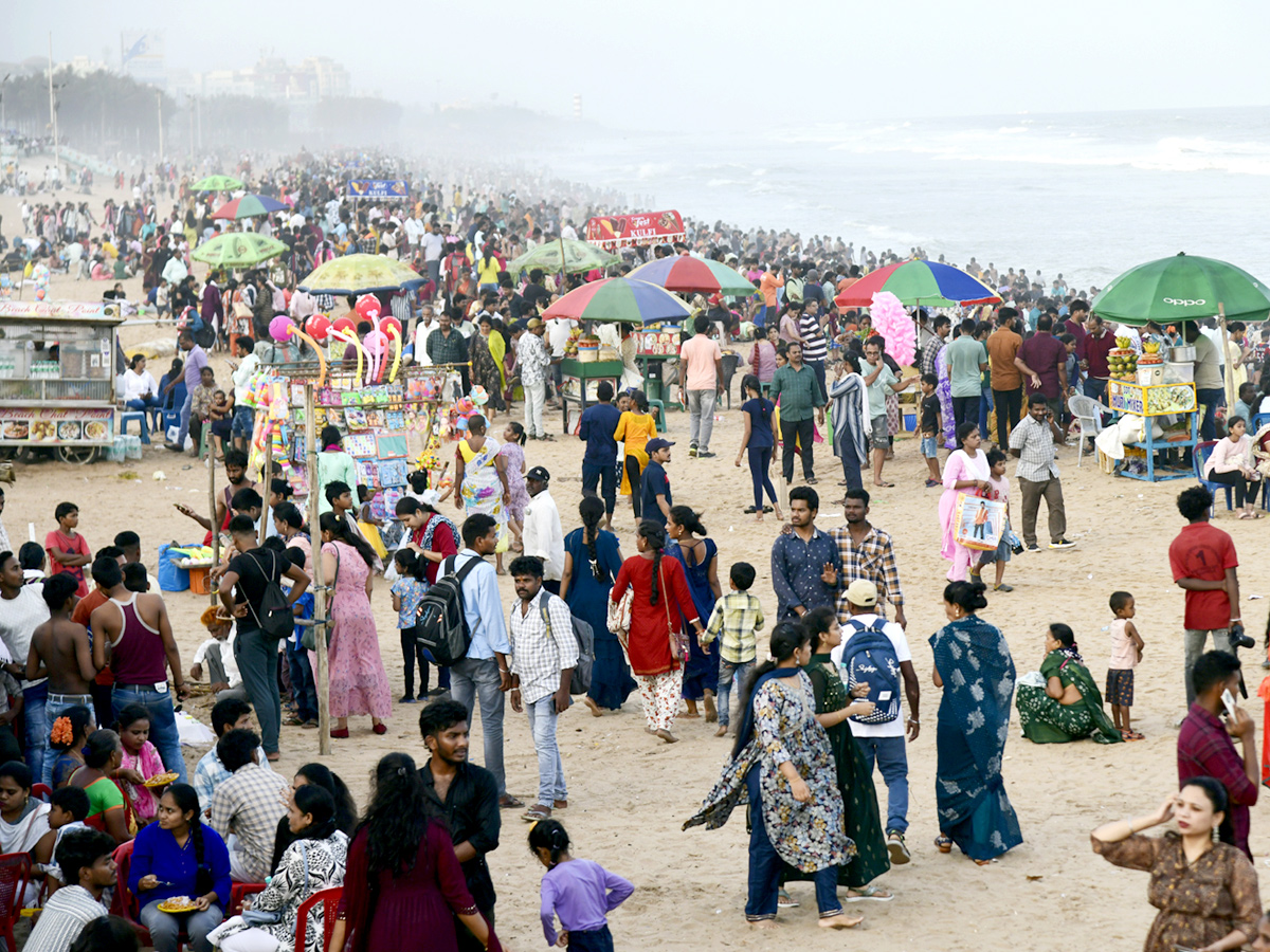 Visakhapatnam Beach Photos 7