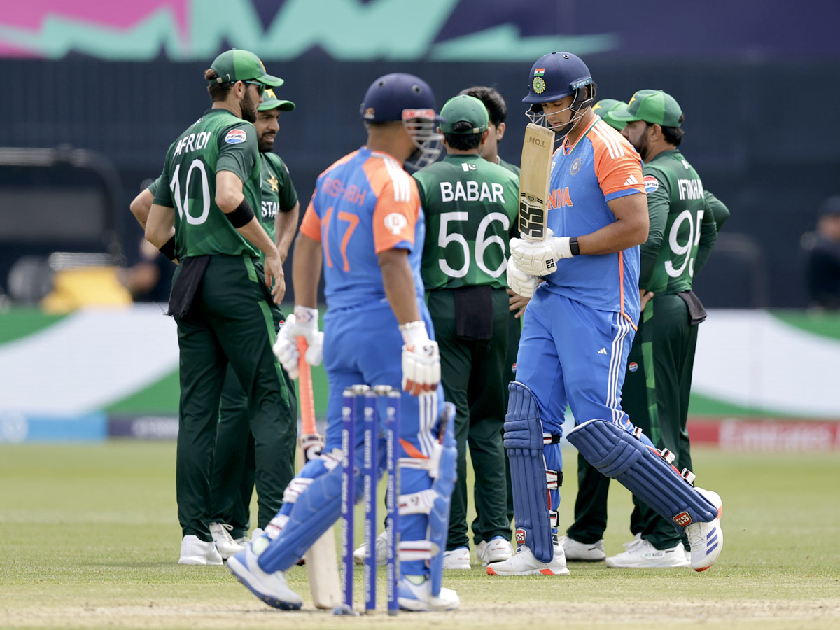 India beat Pakistan, India won by 6 runs7