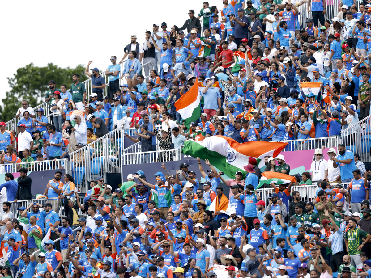 India beat Pakistan, India won by 6 runs23