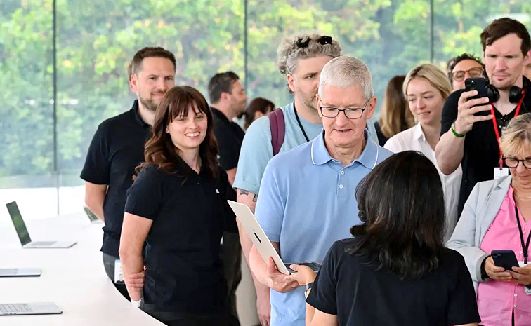 Apple WWDC 2024 Event Photos14