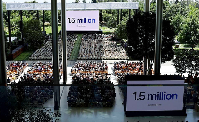 Apple WWDC 2024 Event Photos3