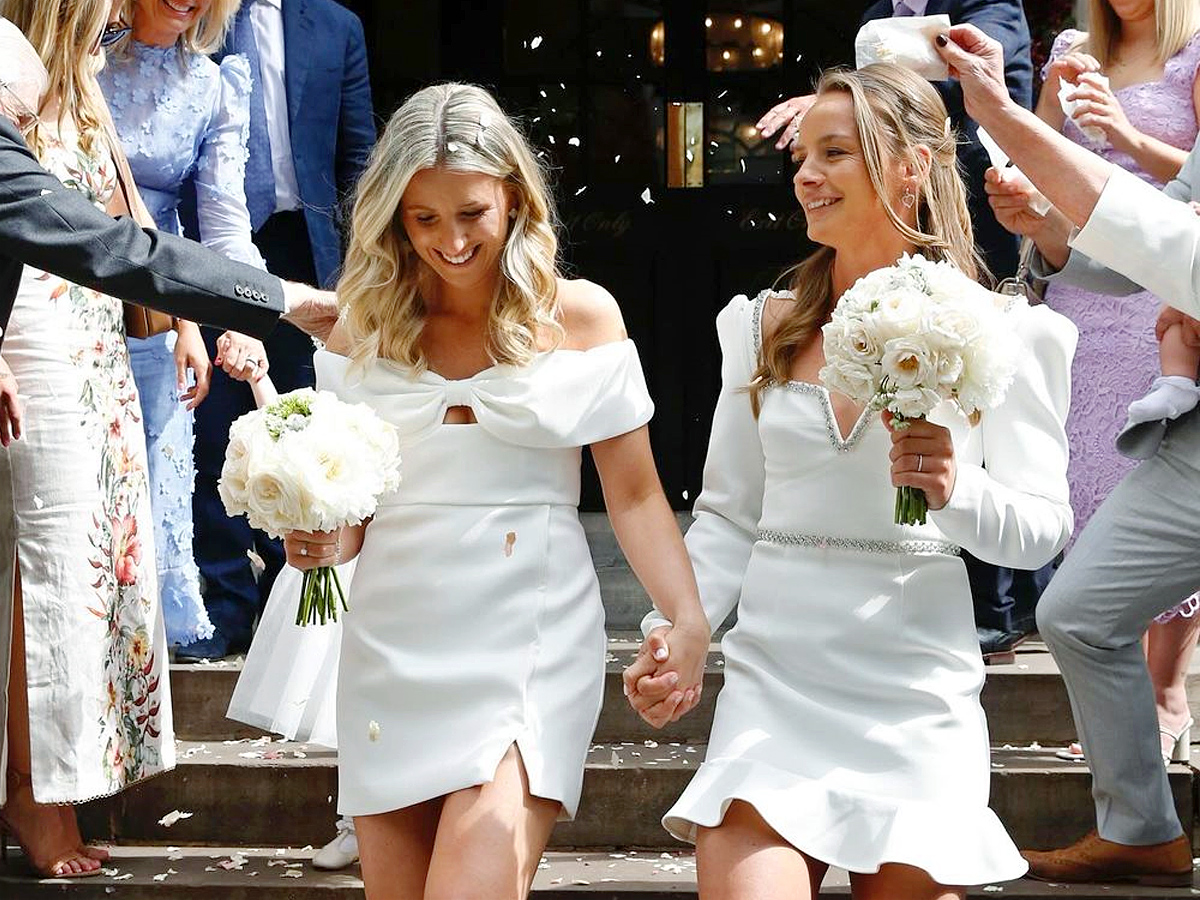 English Dasher Danni Wyatt Marries Longtime Partner In A Beautiful Ceremony Photos1