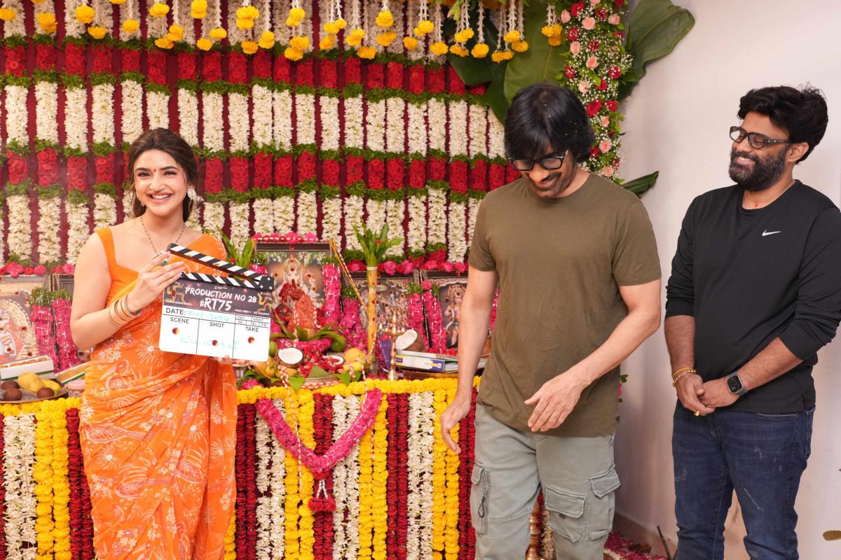 Sithara Entertainments Launch Mass Maharaja Ravi Teja New Movie Pooja Ceremony Photos5