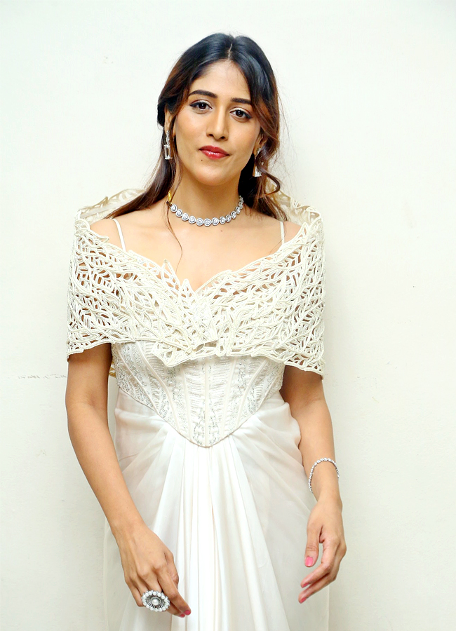 Chandini Chowdary At Yevam Movie Pre Release Function, Photos Goes Viral3