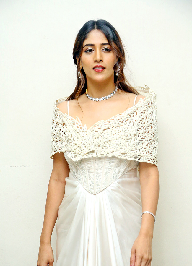 Chandini Chowdary At Yevam Movie Pre Release Function, Photos Goes Viral4