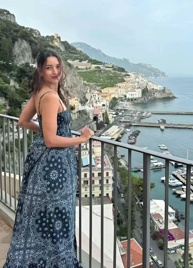 Animal Actress Tripti Dimri Italy Holiday Stunning Pics9