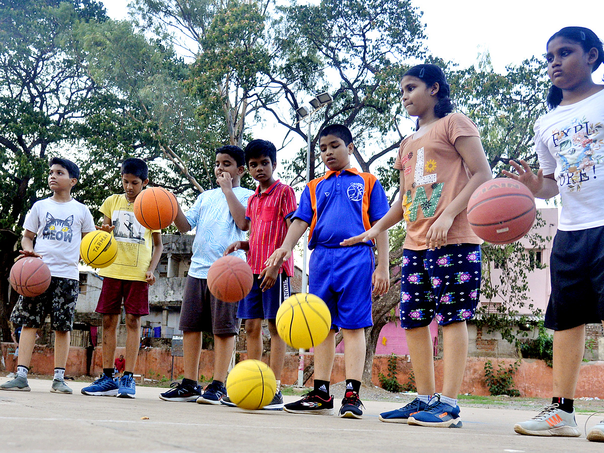 Best Photos of The Day in AP and Telangana Photo Gallery11