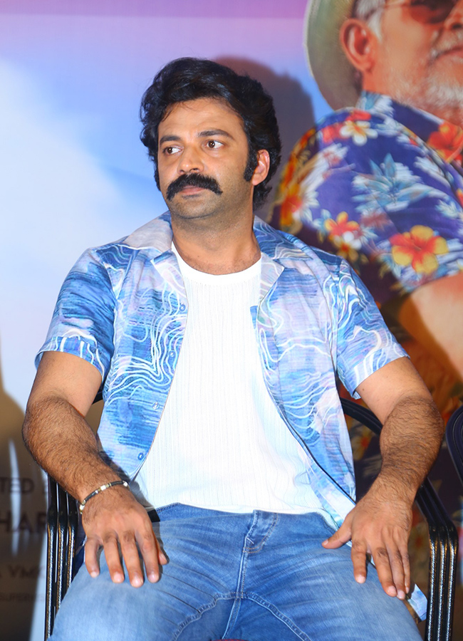 Honeymoon Express Movie Pre Release Event Photos15