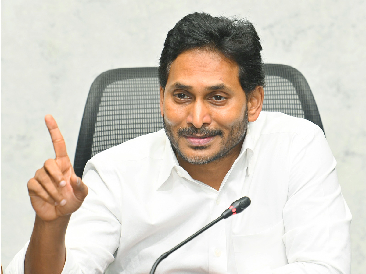 YS Jagan Key Meeting With YSRCP MP Candidates: Photos5