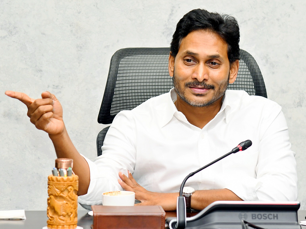 YS Jagan Key Meeting With YSRCP MP Candidates: Photos6