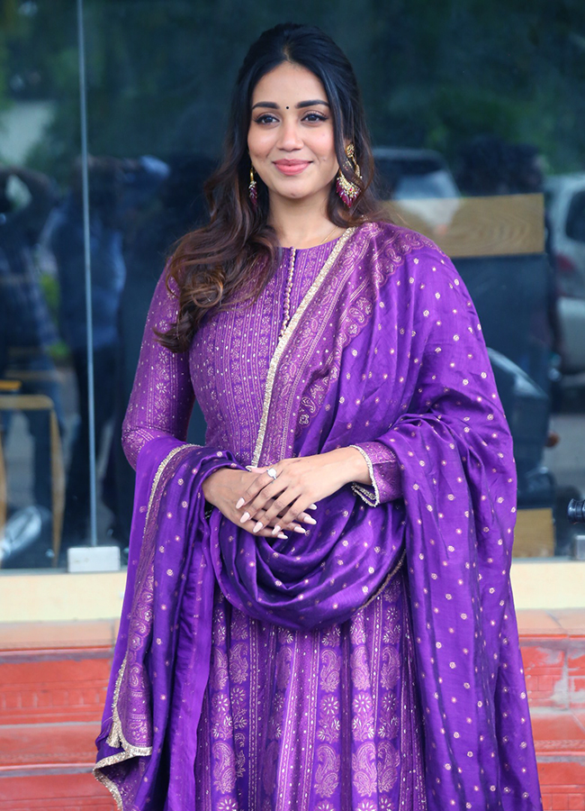 Actress Nivetha Pethuraj Latest Images Goes Viral3