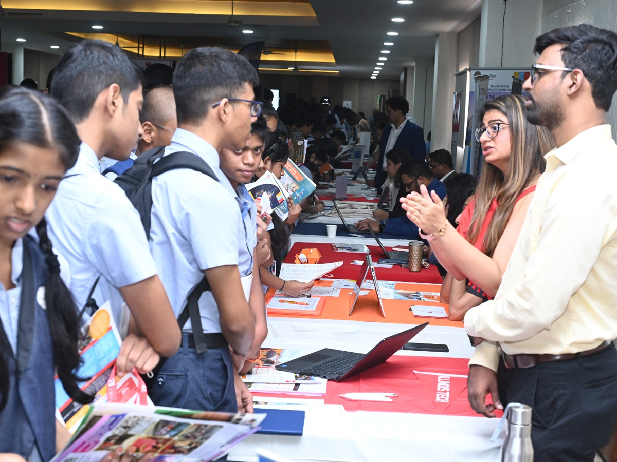 Students Participated In Foreign Varsity At Madapur Career Fair15