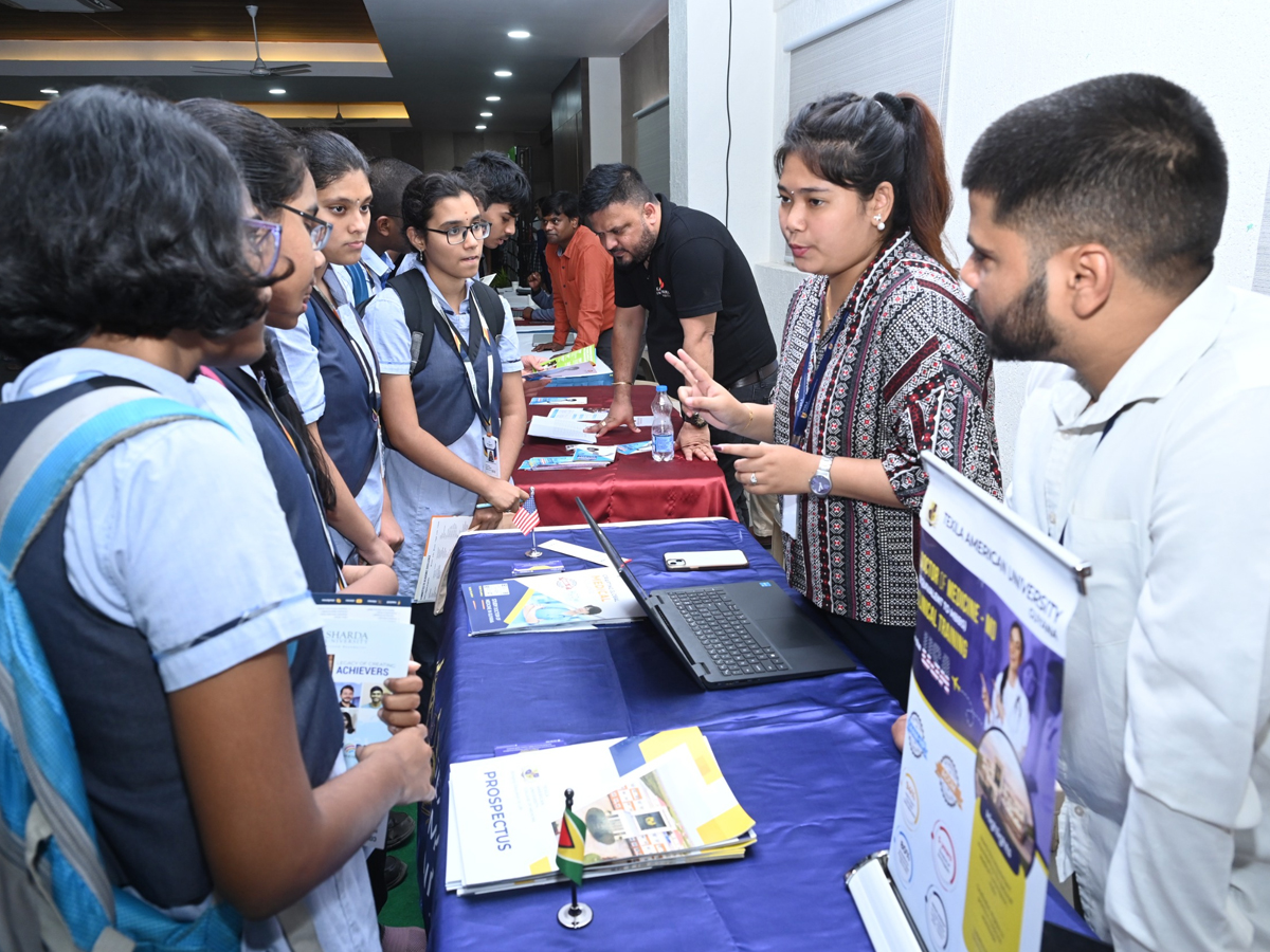 Students Participated In Foreign Varsity At Madapur Career Fair9