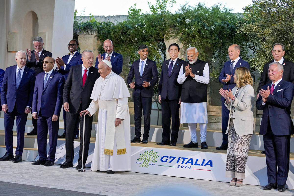 PM Modi meets the Pope and other world leaders at G7 Summit in Italy Photos19