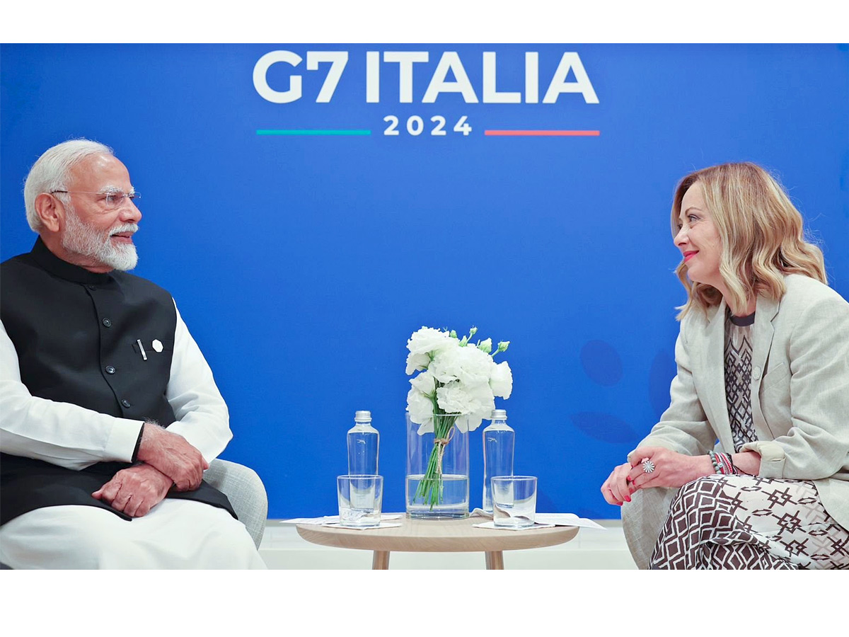 PM Modi meets the Pope and other world leaders at G7 Summit in Italy Photos3