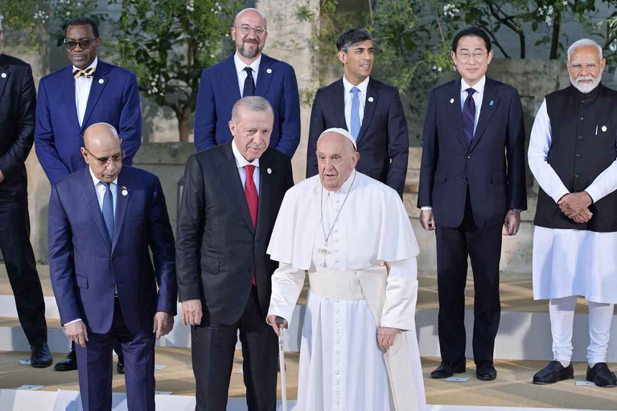 PM Modi meets the Pope and other world leaders at G7 Summit in Italy Photos21