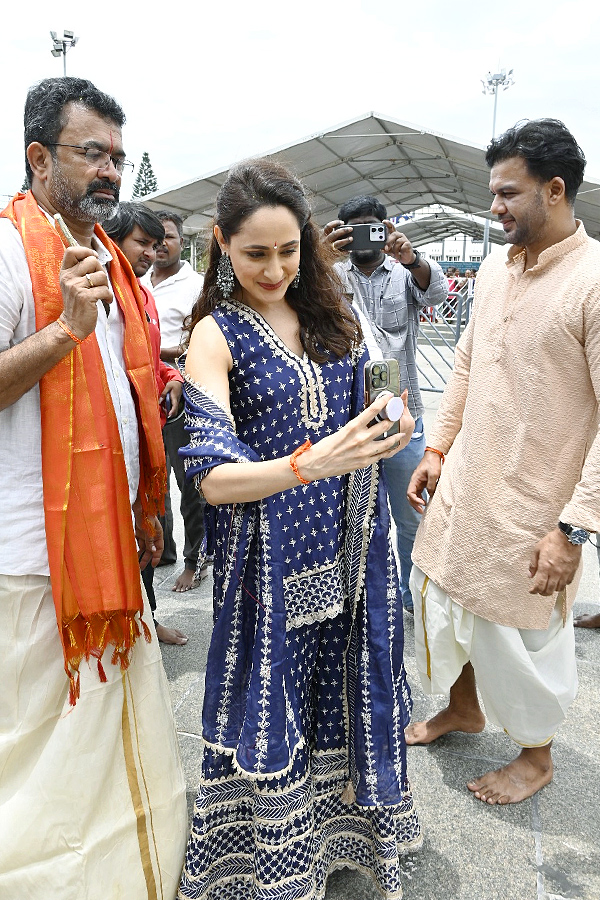 Tollywood celebreties visit Tirumala Tirupati Temple Photos24