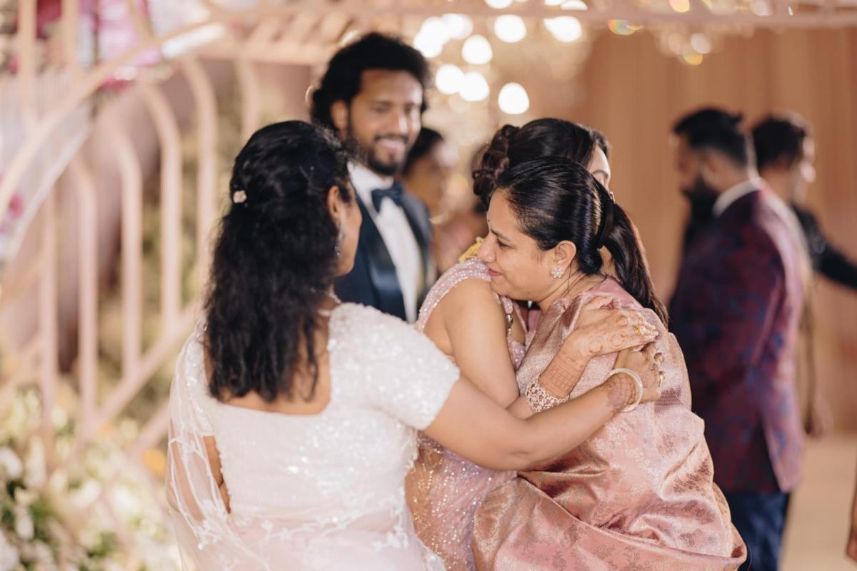 Aishwarya Arjun and Umapathy Reception Photos7