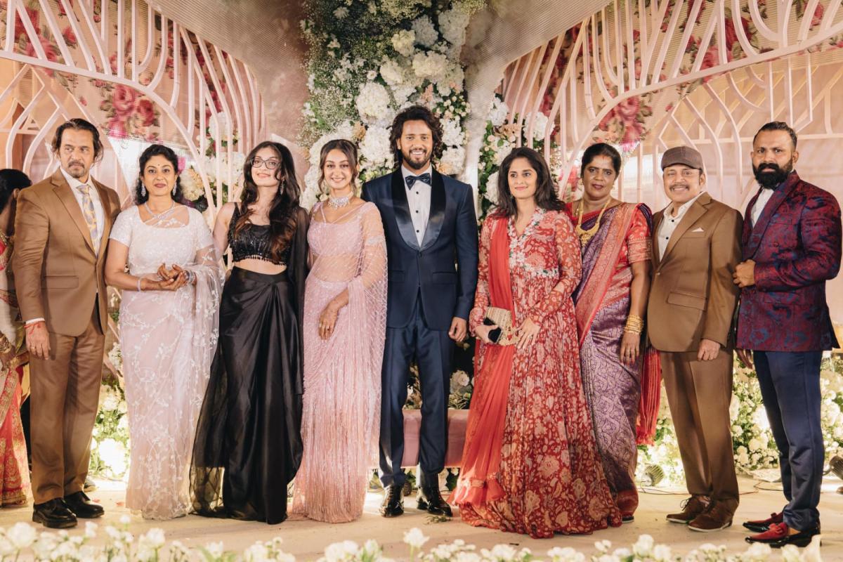 Aishwarya Arjun and Umapathy Reception Photos20